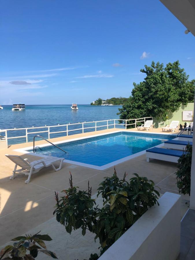 Hotel Ocean Palms Ocho Rios Exterior foto
