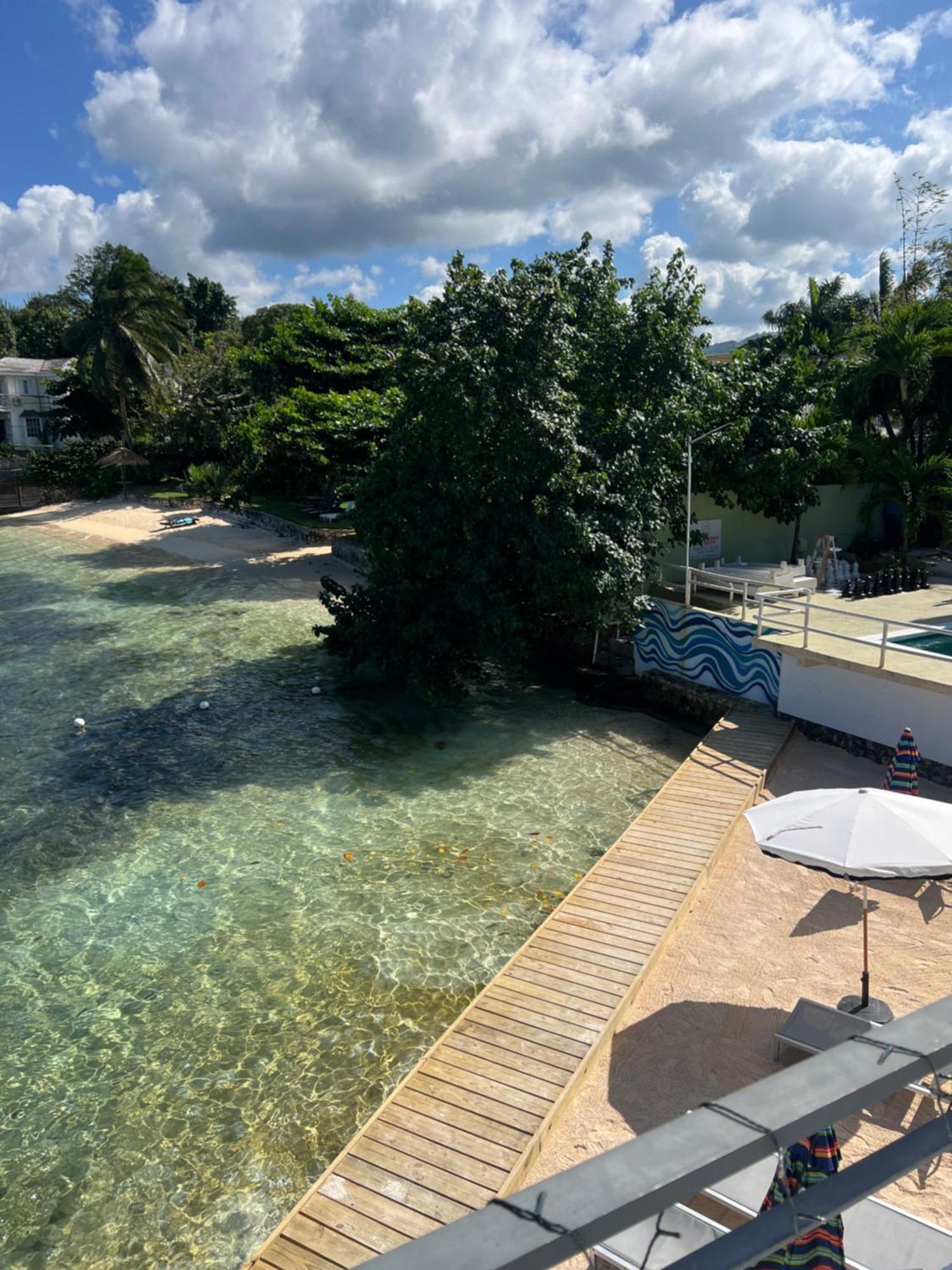Hotel Ocean Palms Ocho Rios Exterior foto