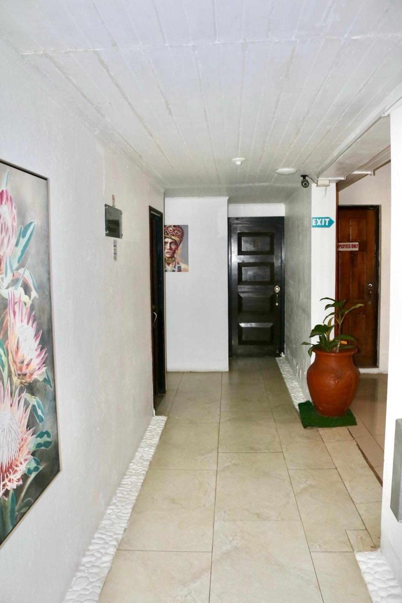 Hotel Ocean Palms Ocho Rios Exterior foto